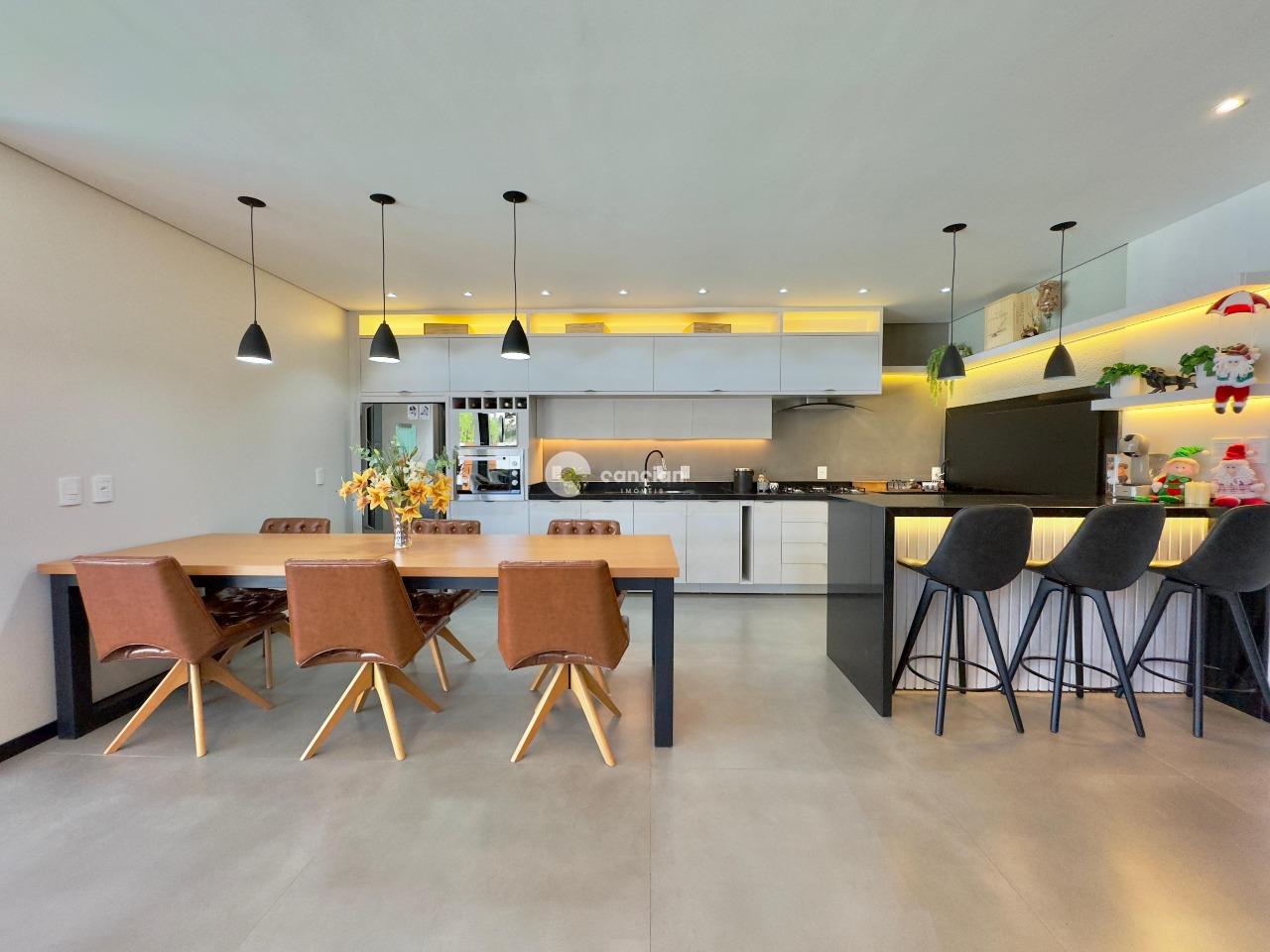 Casa à venda no Camobi: 