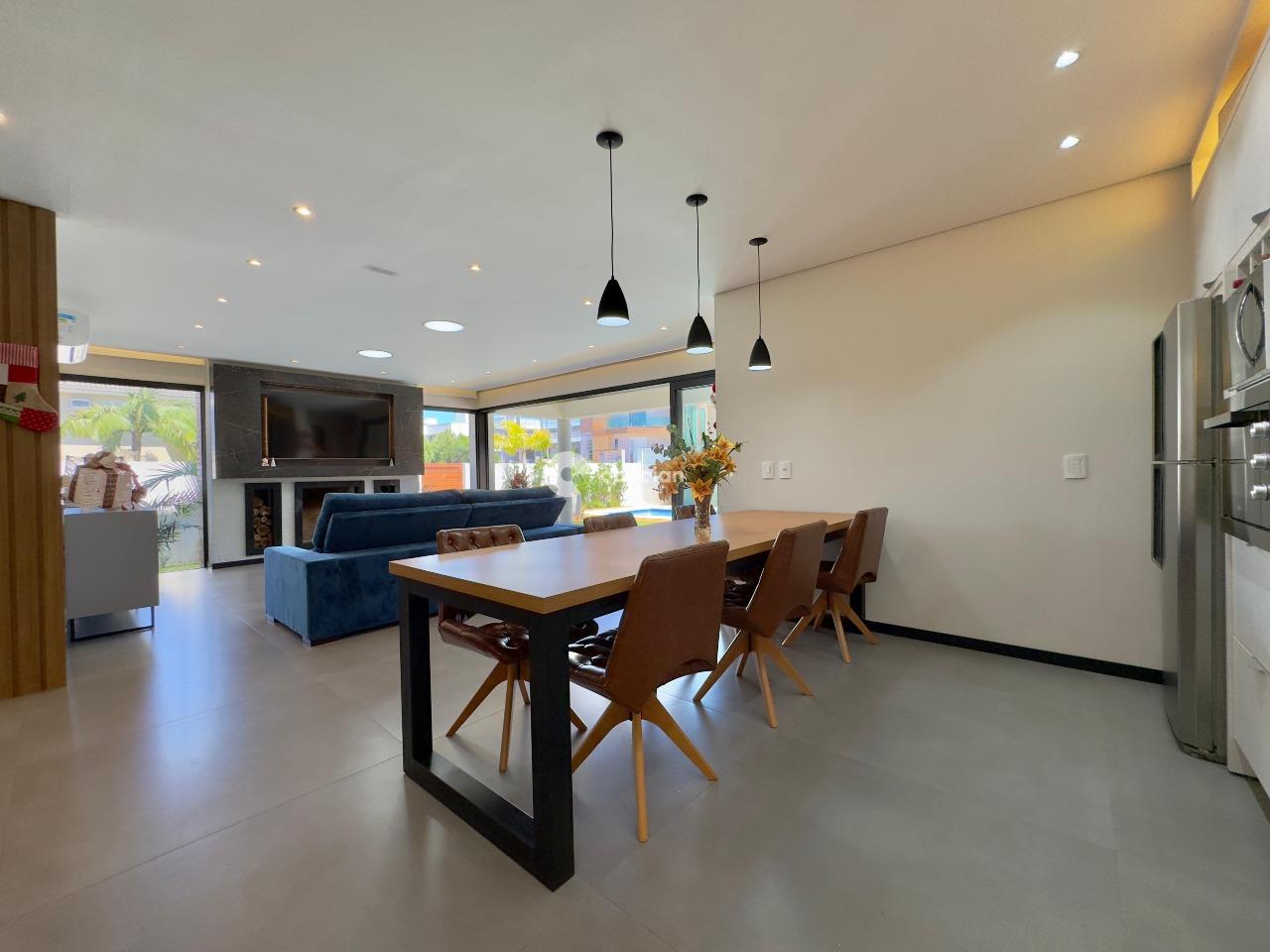 Casa à venda no Camobi: 