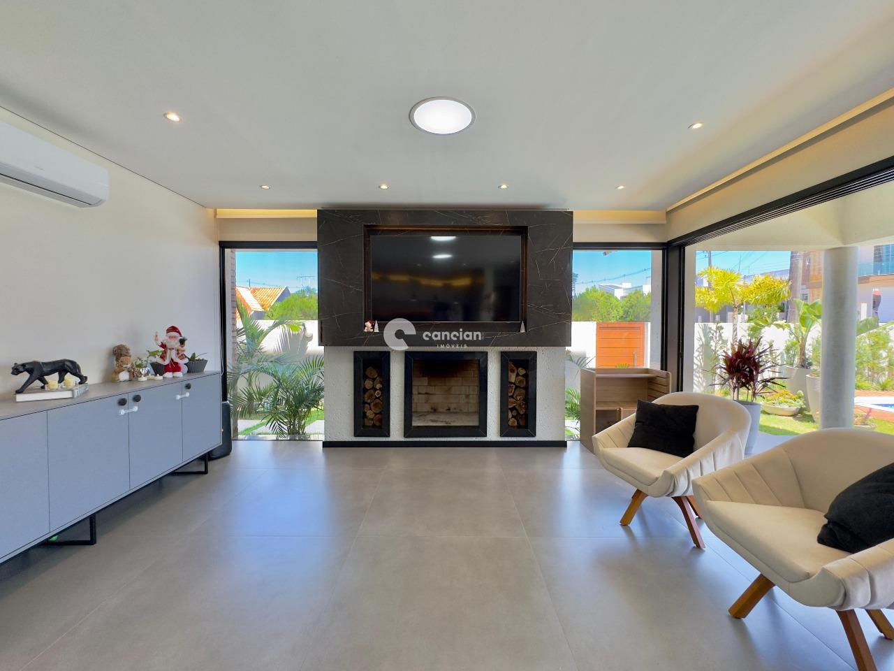 Casa à venda no Camobi: 