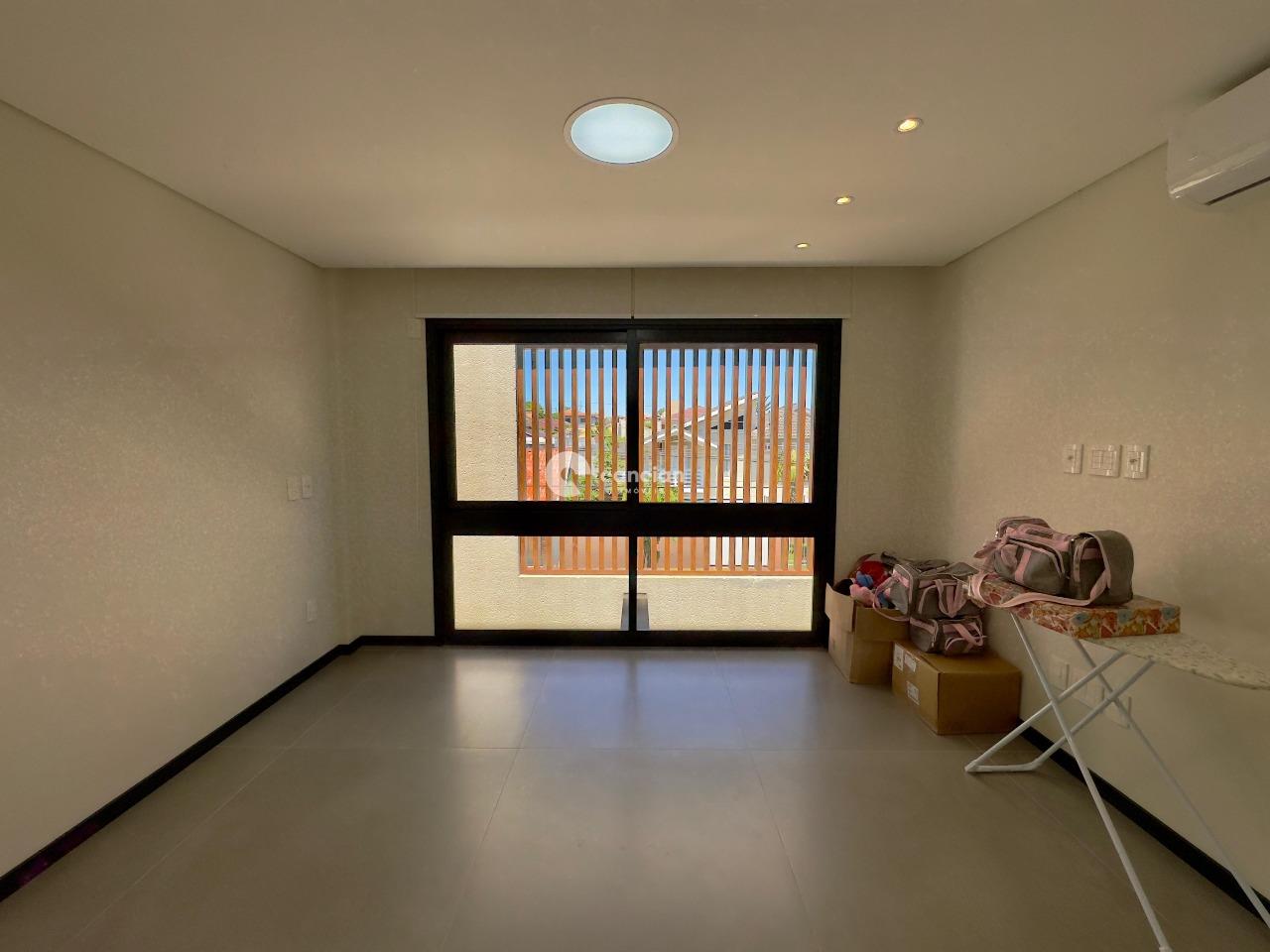 Casa à venda no Camobi: 