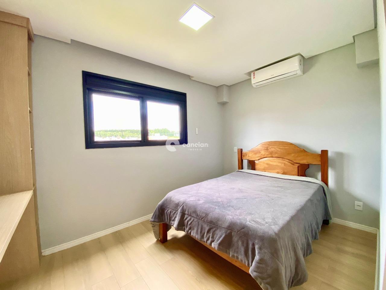 Casa de Condomínio à venda no Camobi: 