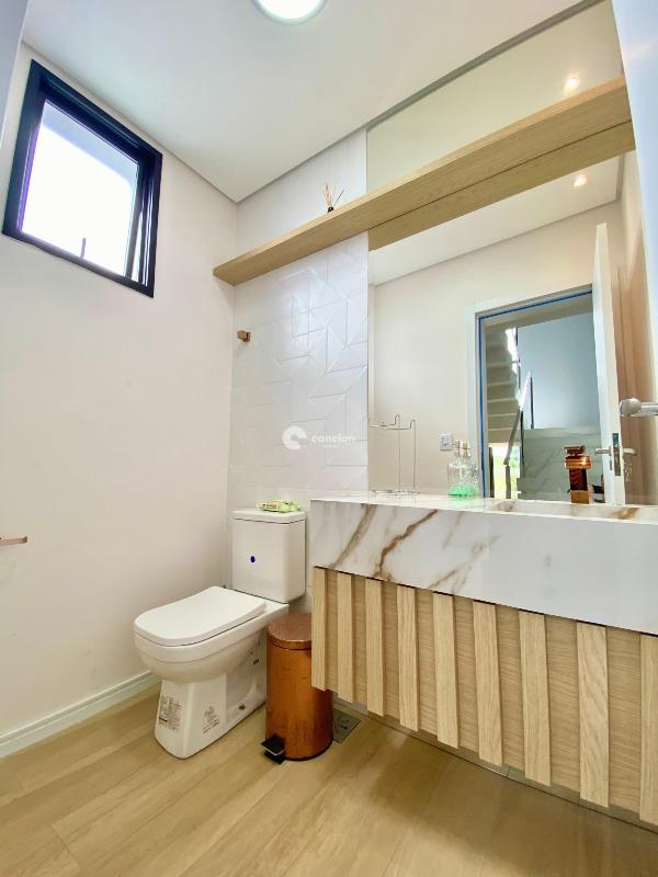 Casa de Condomínio à venda no Camobi: 