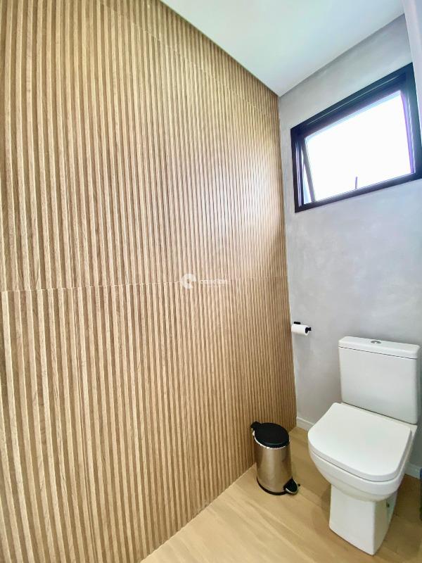 Casa de Condomínio à venda no Camobi: 