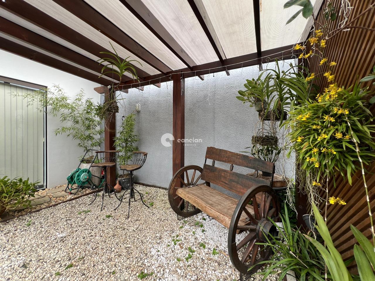 Casa à venda no Camobi: 