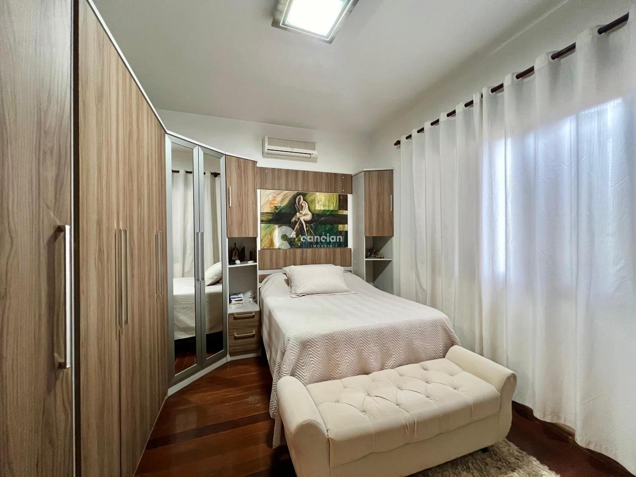 Casa à venda no Camobi: 