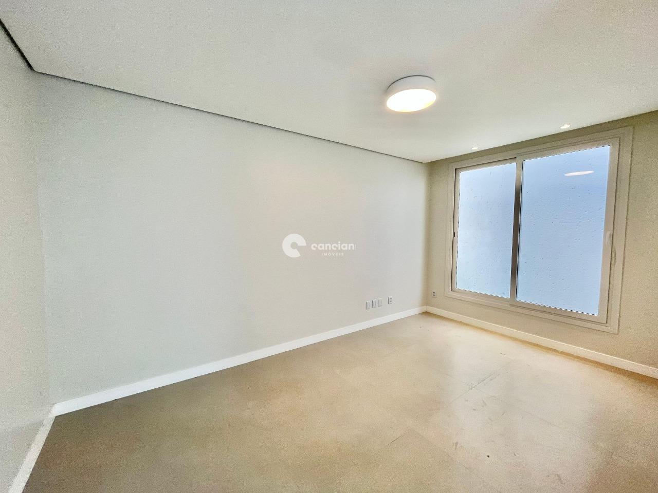 Casa de Condomínio à venda no Tomazetti: