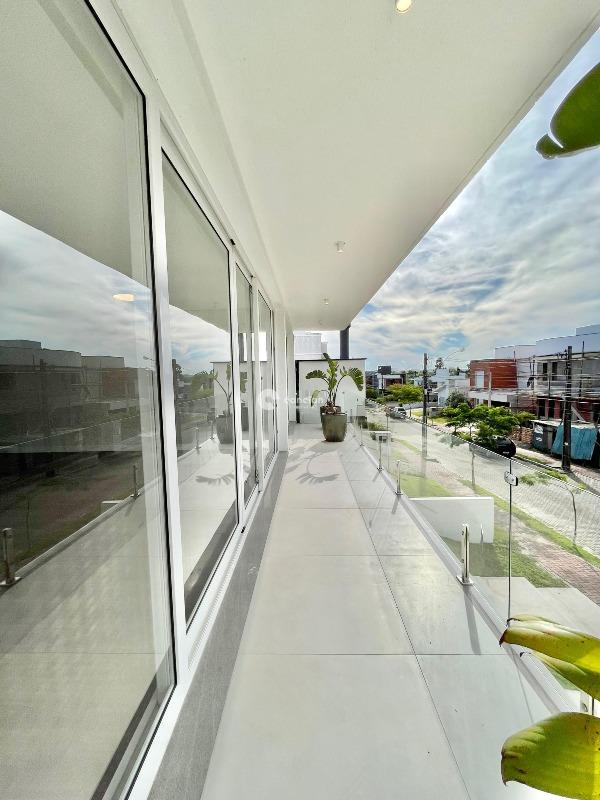 Casa de Condomínio à venda no Tomazetti: