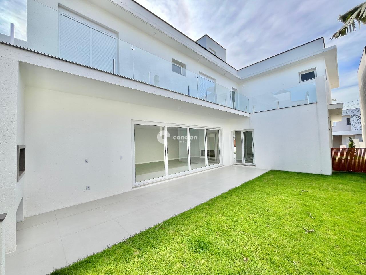 Casa de Condomínio à venda no Tomazetti: