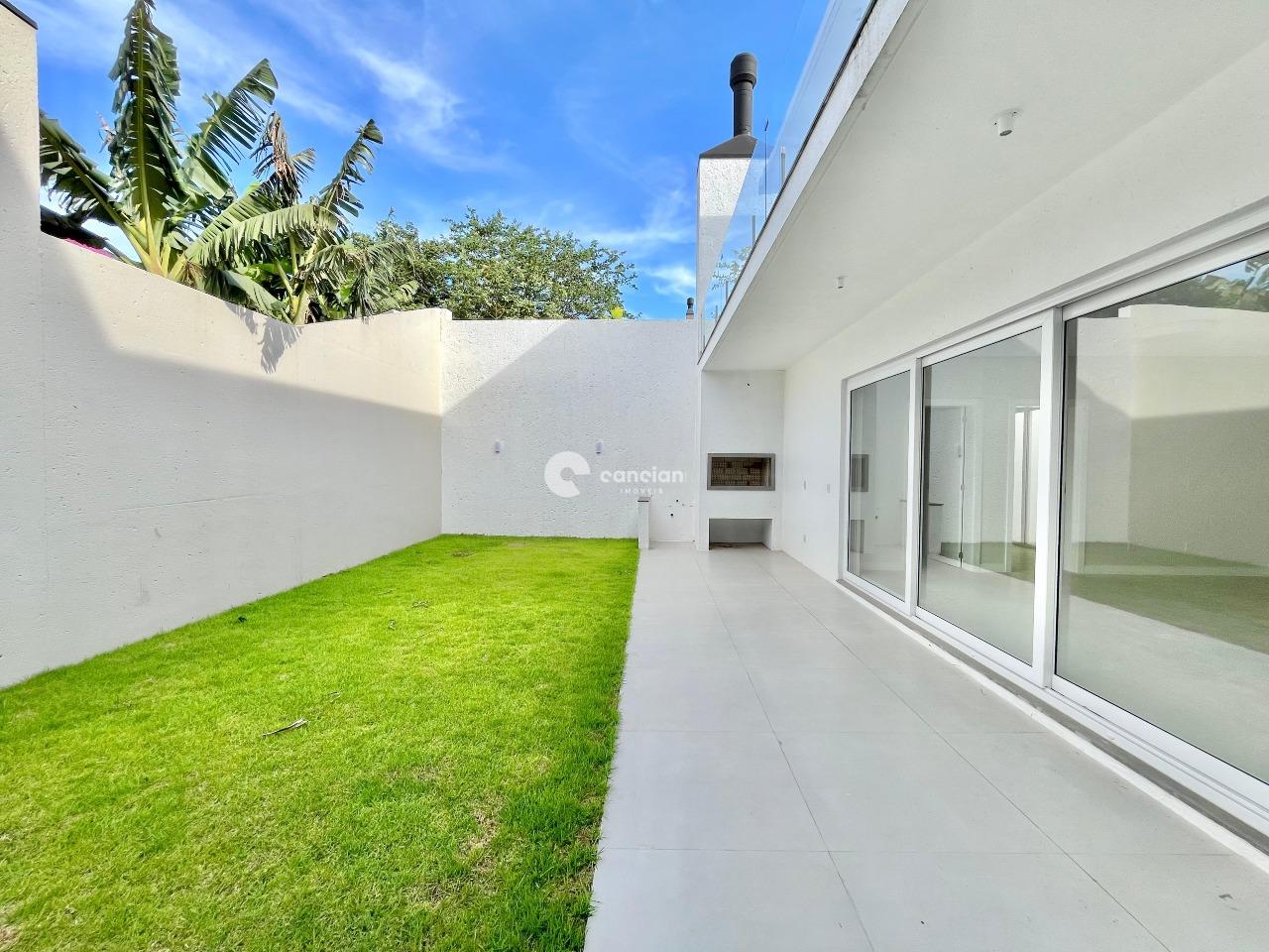 Casa de Condomínio à venda no Tomazetti: