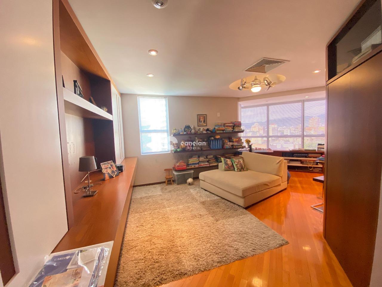 Apartamento à venda no Nossa Senhora de Lourdes: