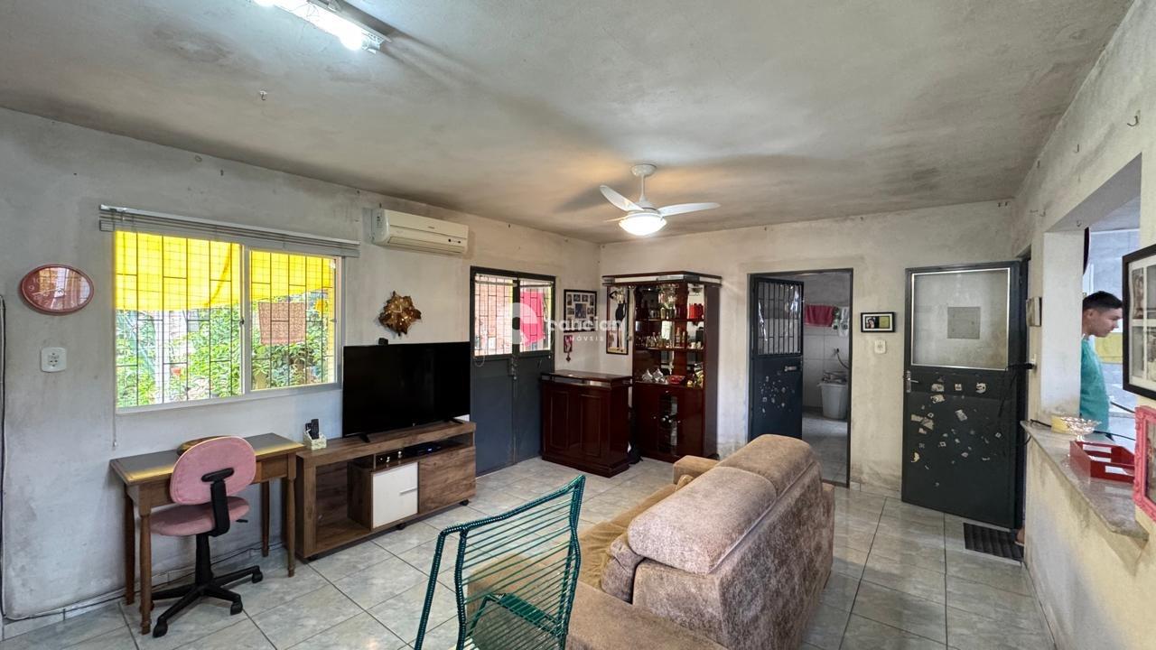 Casa à venda no Itararé: 