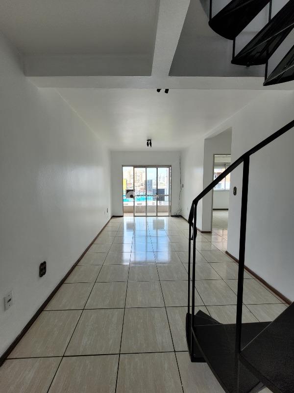 Duplex à venda no Centro: