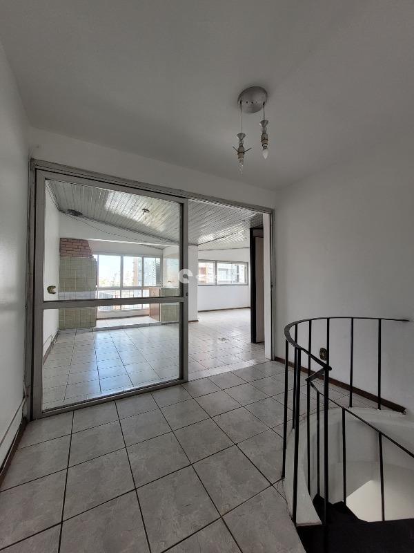 Duplex à venda no Centro: