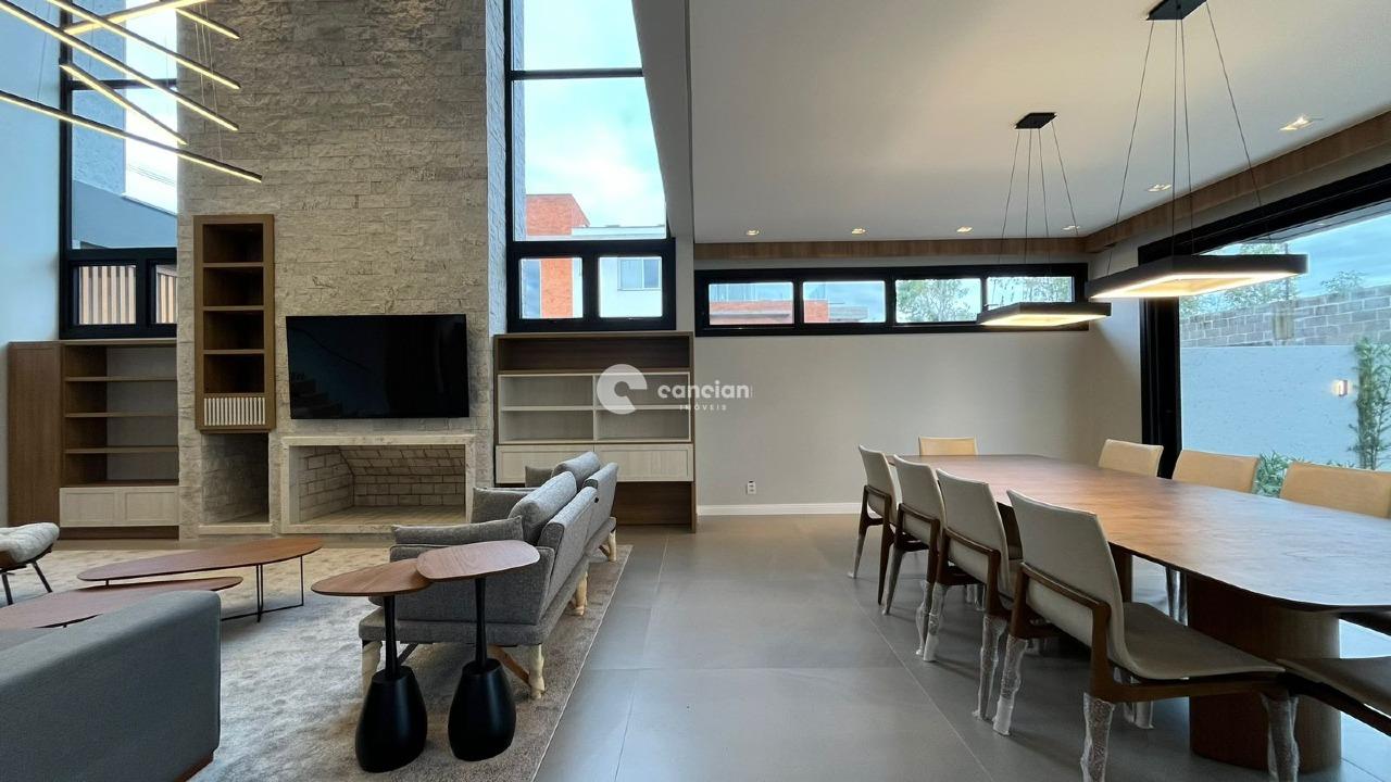 Casa de Condomínio à venda no Camobi: 