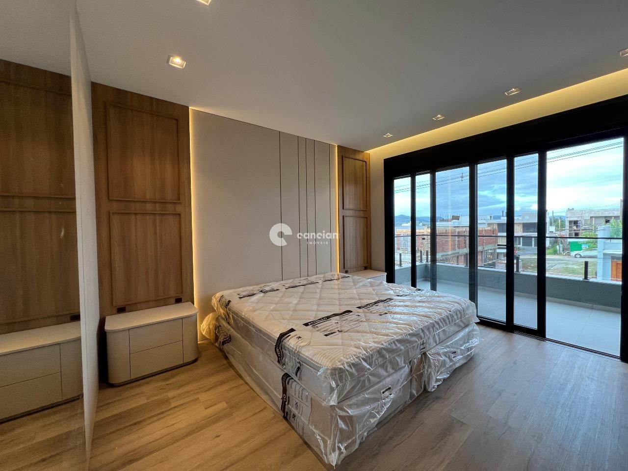 Casa de Condomínio à venda no Camobi: 