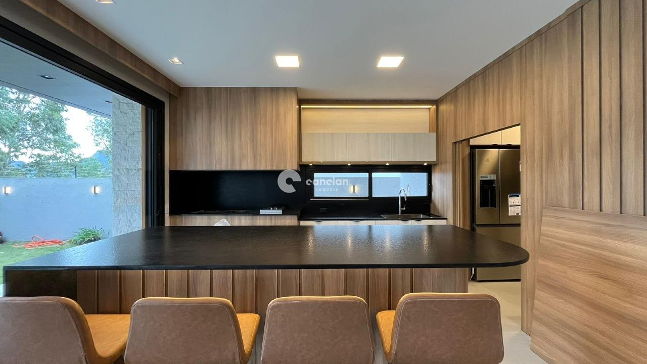 Casa de Condomínio à venda no Camobi: 