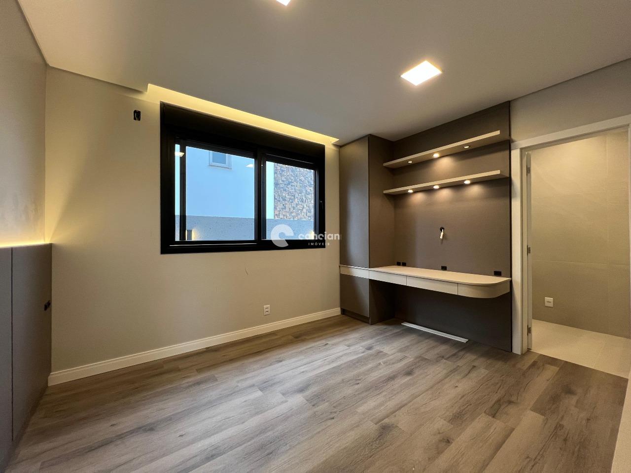 Casa de Condomínio à venda no Camobi: 