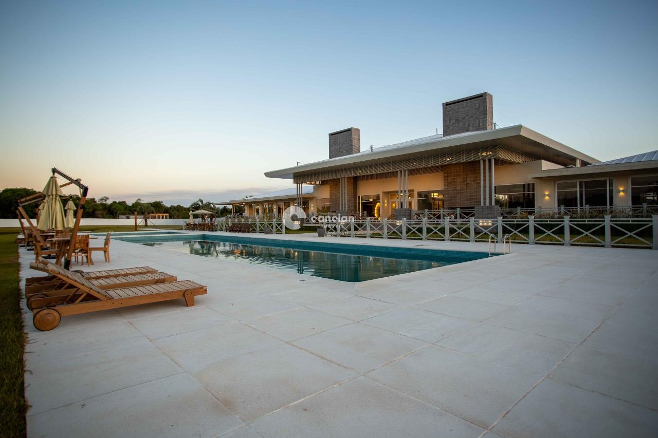 Terreno em condomínio à venda no Tomazetti: