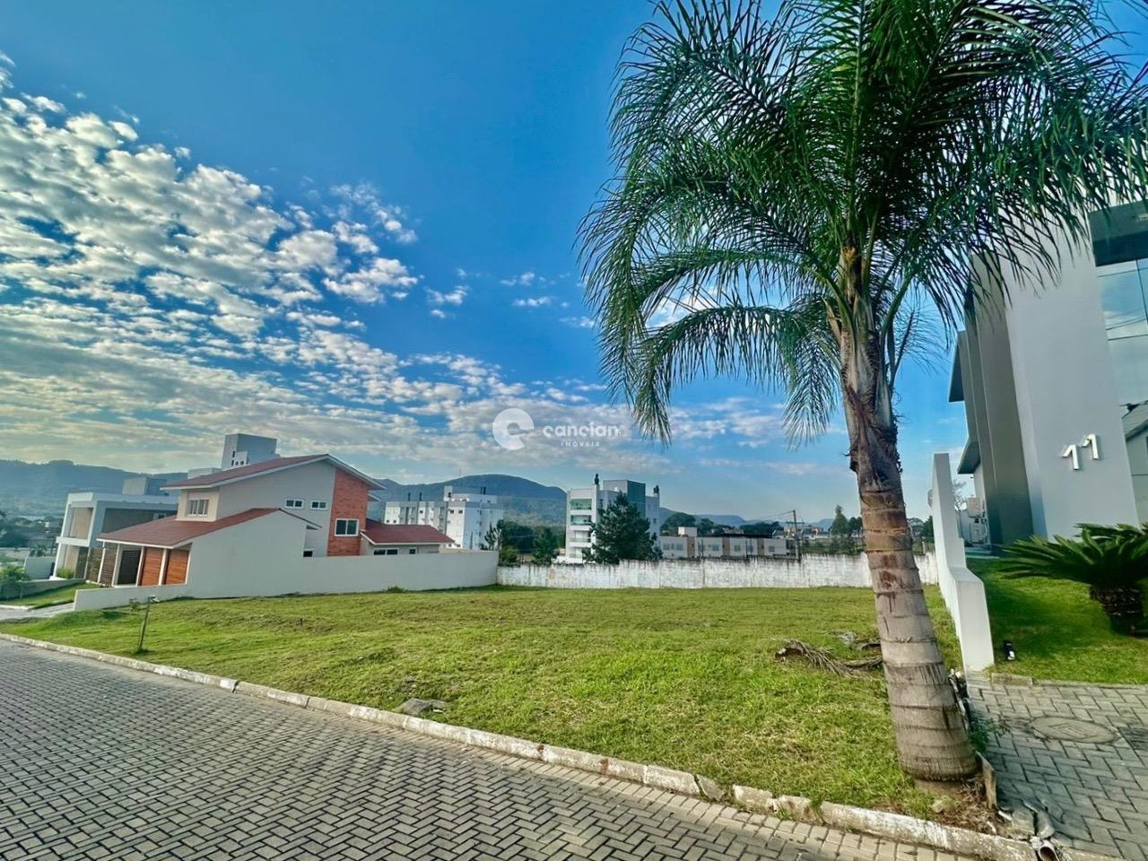 Terreno em condomínio à venda no Camobi: 