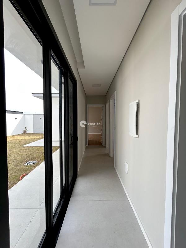 Casa de Condomínio à venda no Camobi: