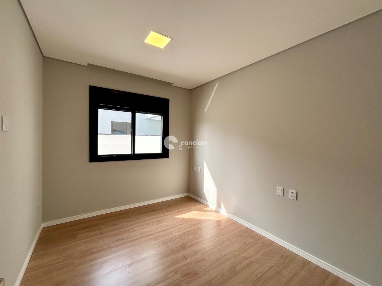 Casa de Condomínio à venda no Camobi: