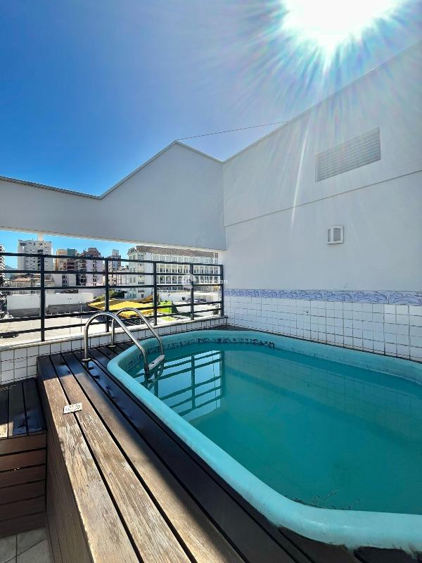 Cobertura à venda no Centro: