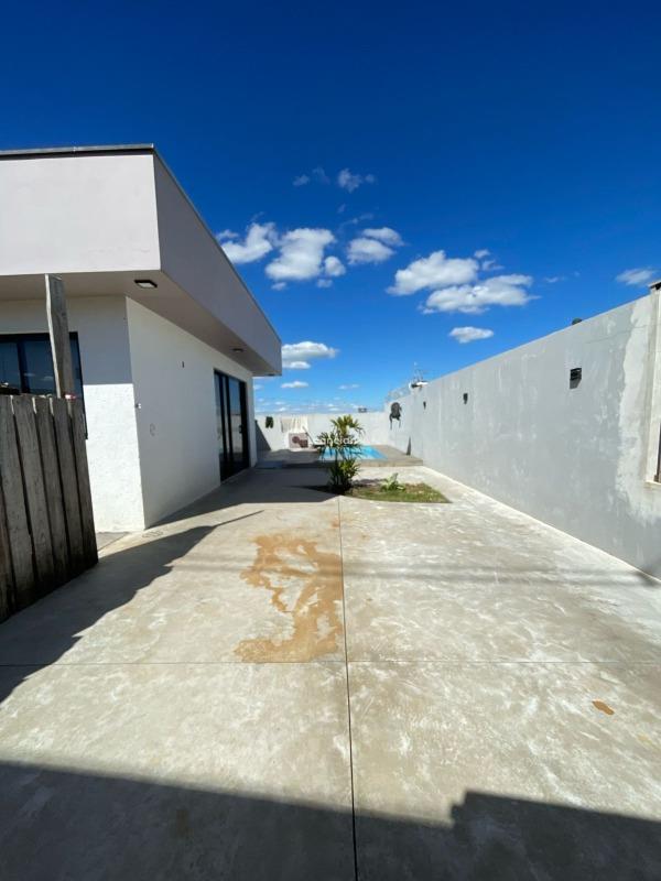 Casa à venda no Pinheiro Machado: 