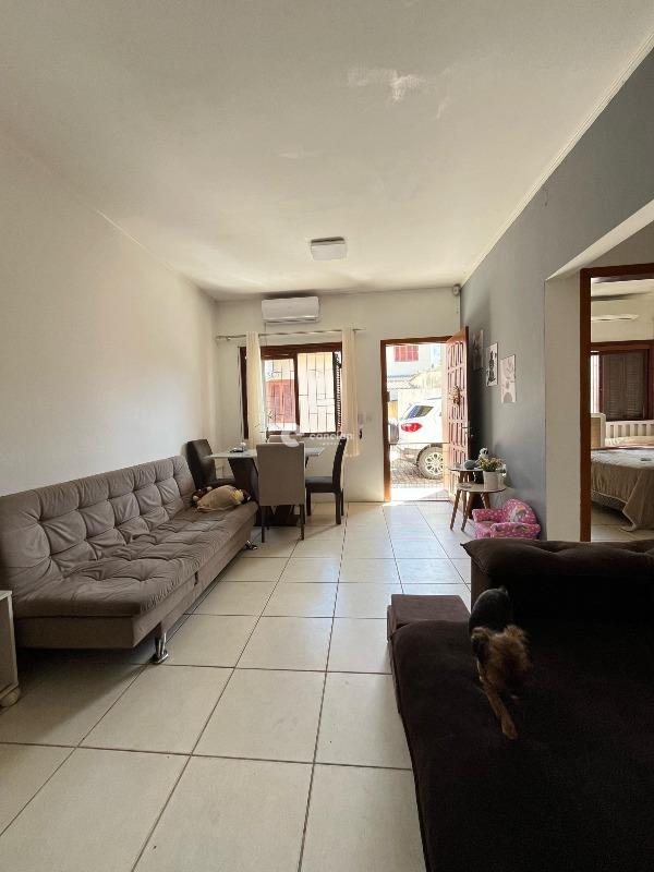 Casa de Condomínio à venda no São João: