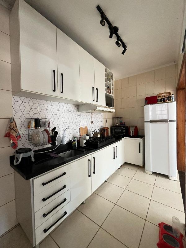 Casa de Condomínio à venda no São João: