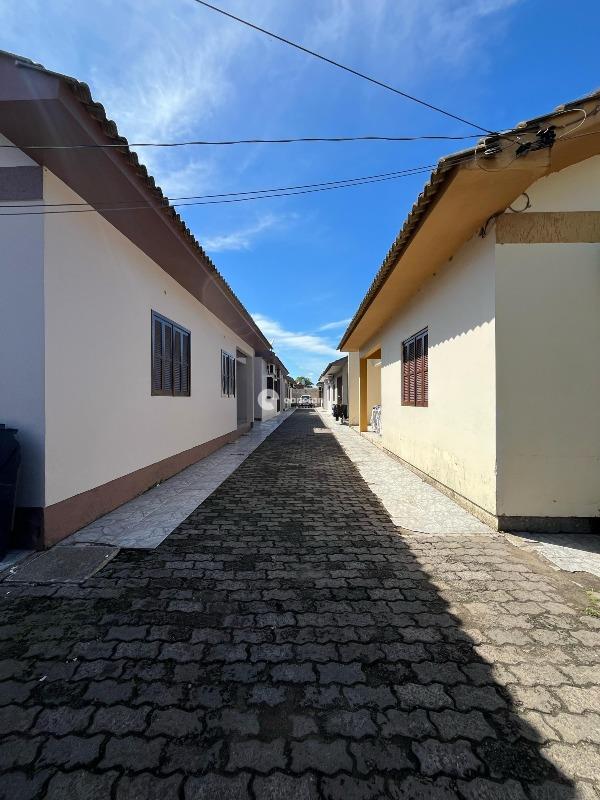 Casa de Condomínio à venda no São João: