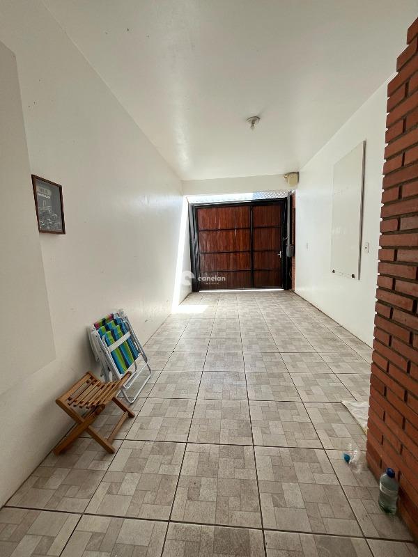 Casa de Condomínio à venda no São João: