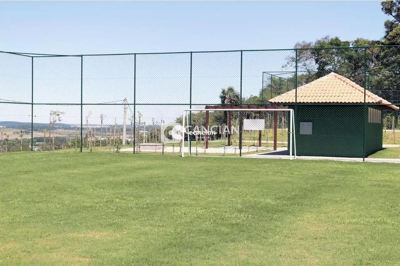 Terreno em condomínio à venda no Tomazetti: 