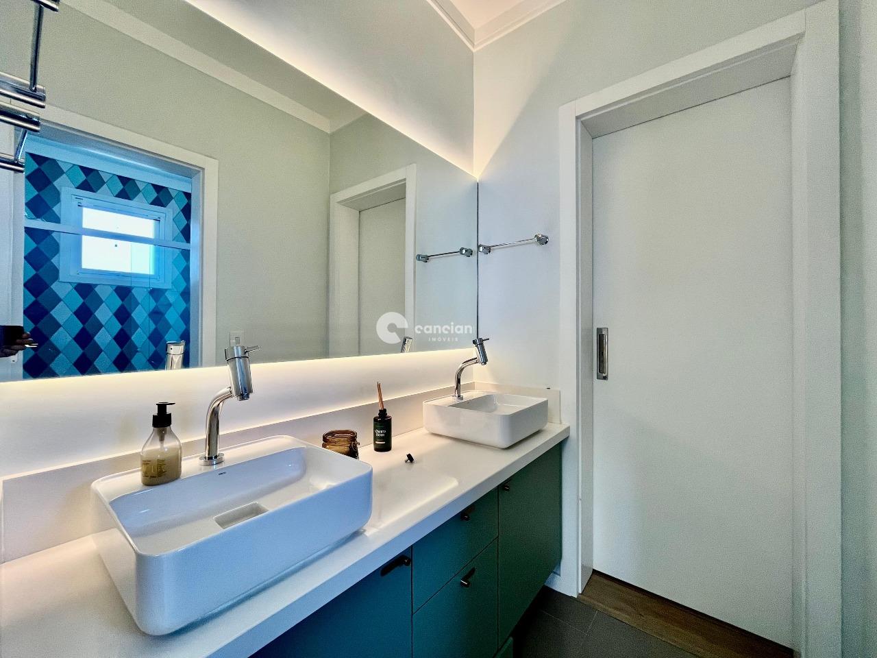 Casa à venda no Camobi: 