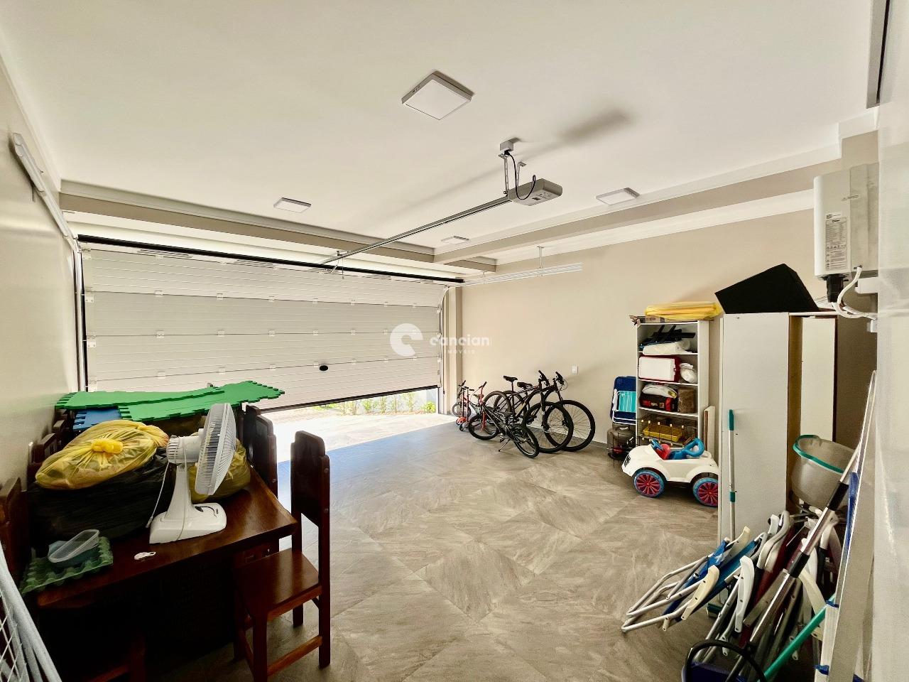 Casa à venda no Camobi: 