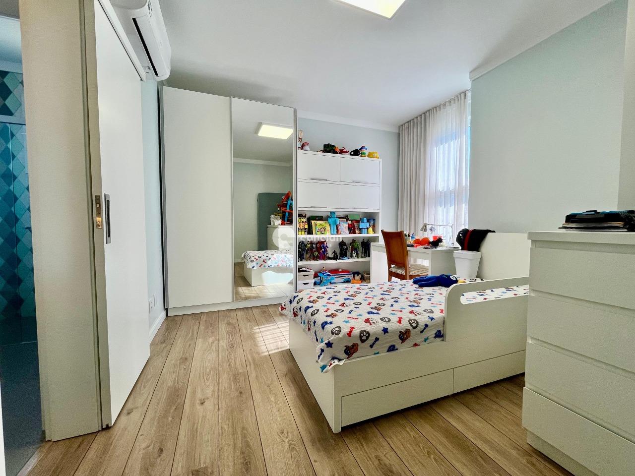 Casa à venda no Camobi: demi suite