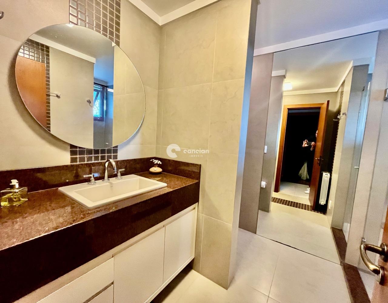 Casa de Condomínio à venda no Camobi: 