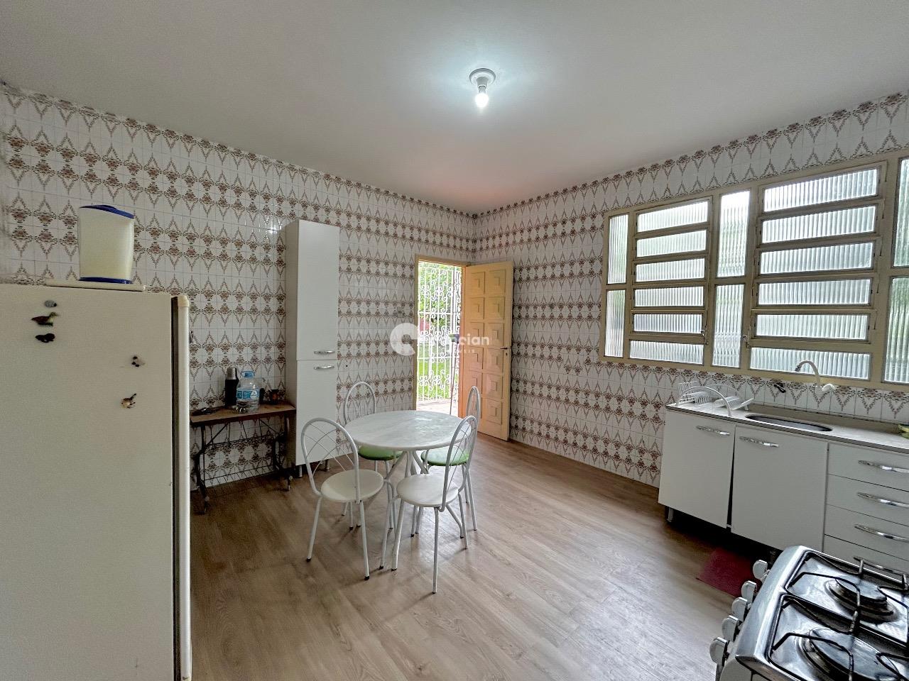 Casa à venda no Camobi: 