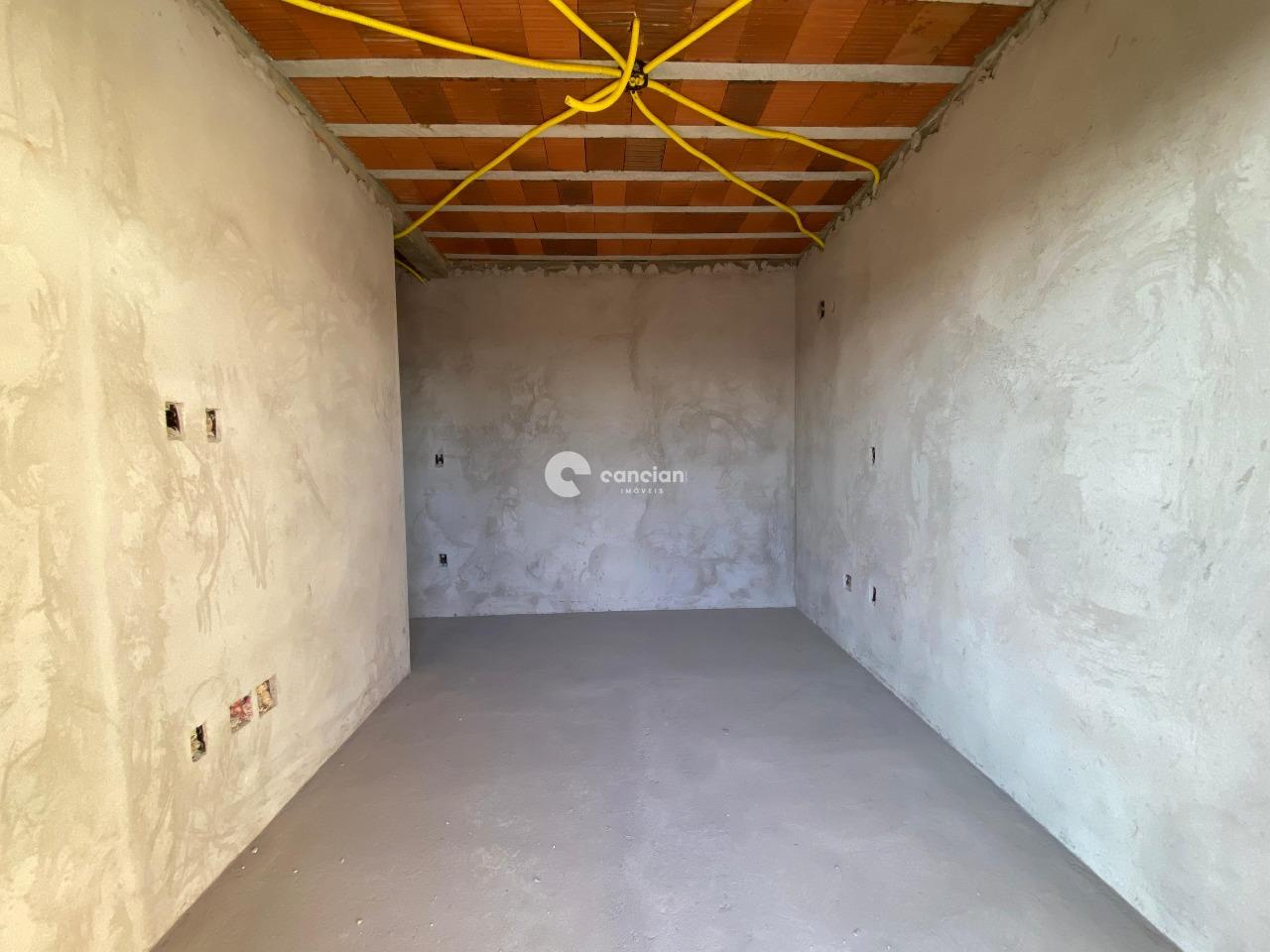 Casa de Condomínio à venda no Tomazetti: 