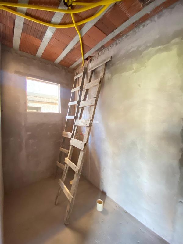 Casa de Condomínio à venda no Tomazetti: 