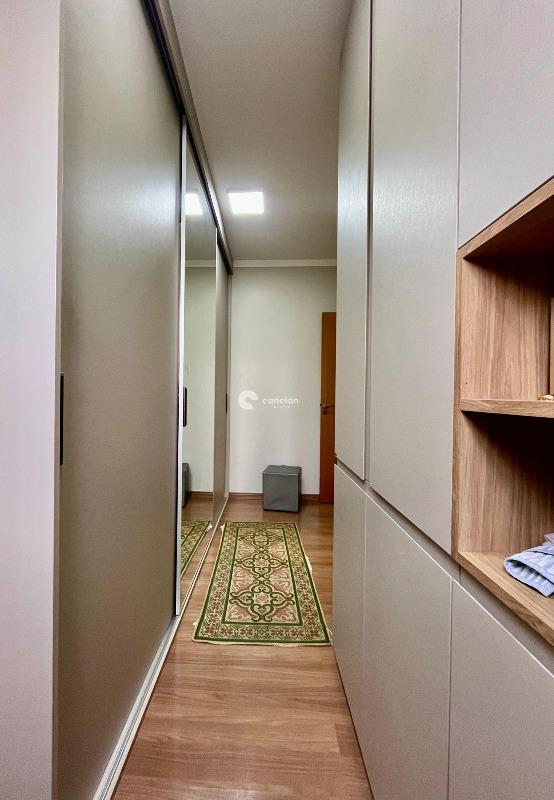 Casa de Condomínio à venda no Tomazetti: