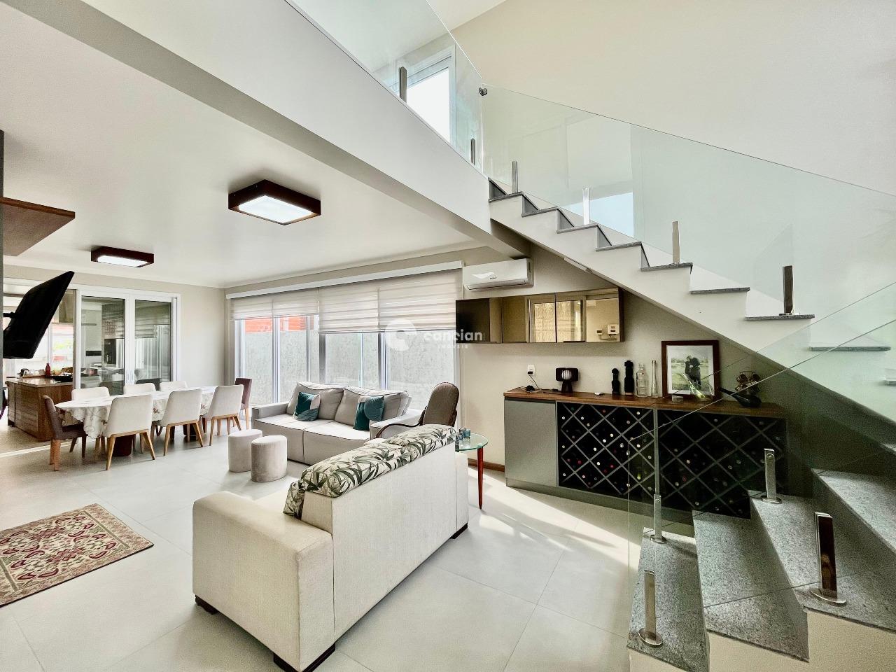 Casa de Condomínio à venda no Tomazetti: