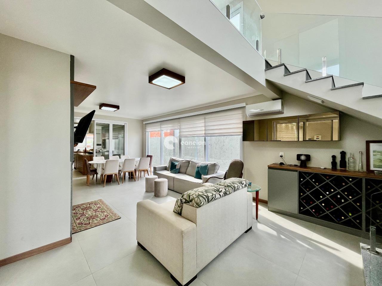 Casa de Condomínio à venda no Tomazetti: