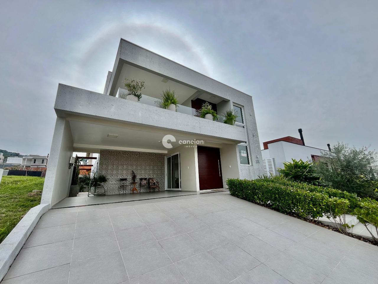 Casa de Condomínio à venda no Tomazetti: