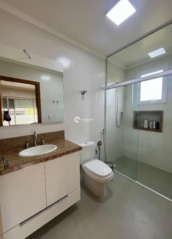 Casa de Condomínio à venda no Tomazetti: