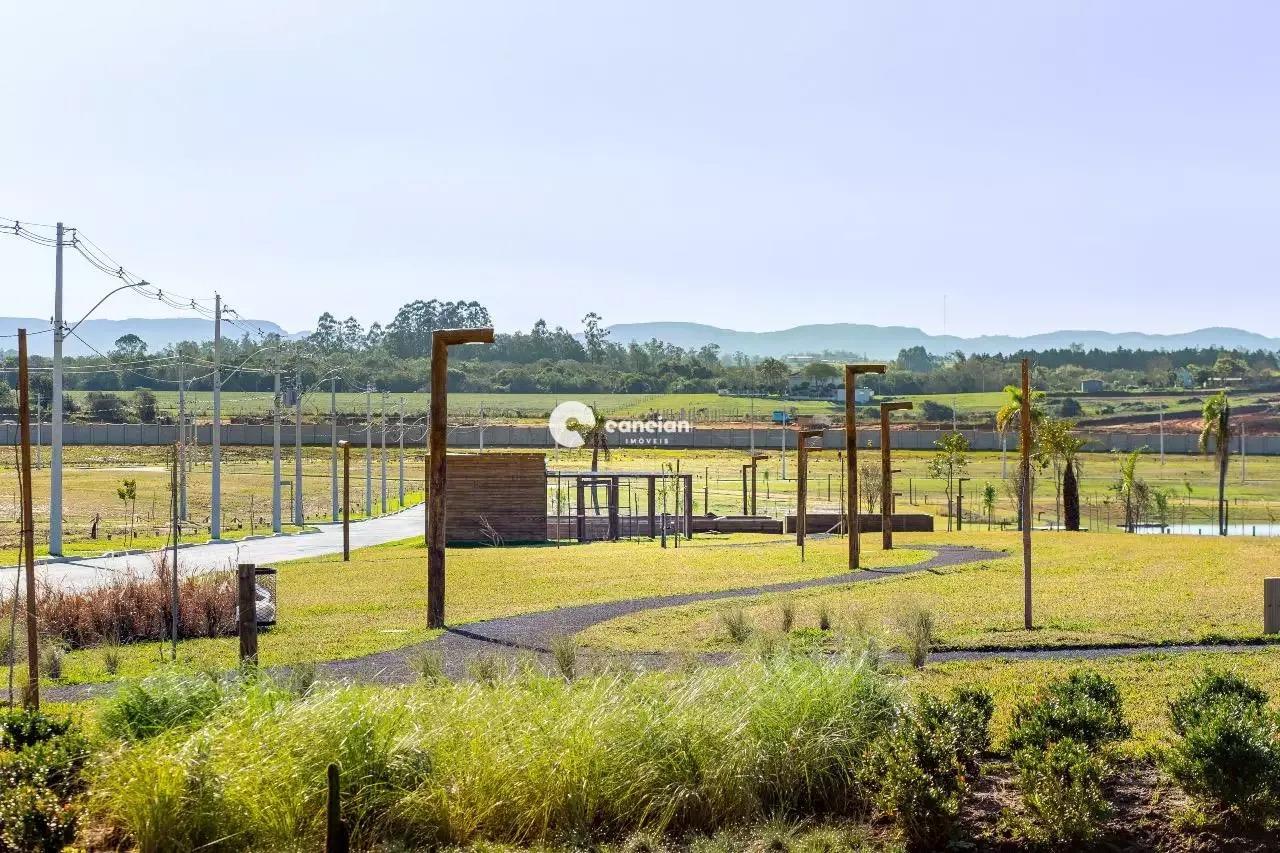 Terreno em condomínio à venda no Tomazetti: 