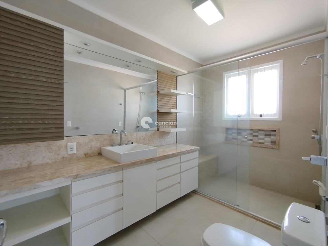 Casa à venda no Camobi: 