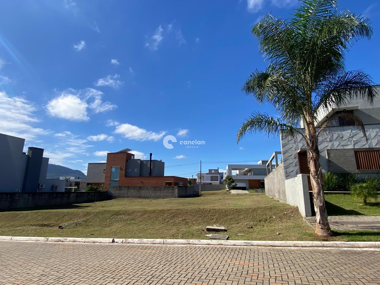 Casa de Condomínio à venda no Camobi: 