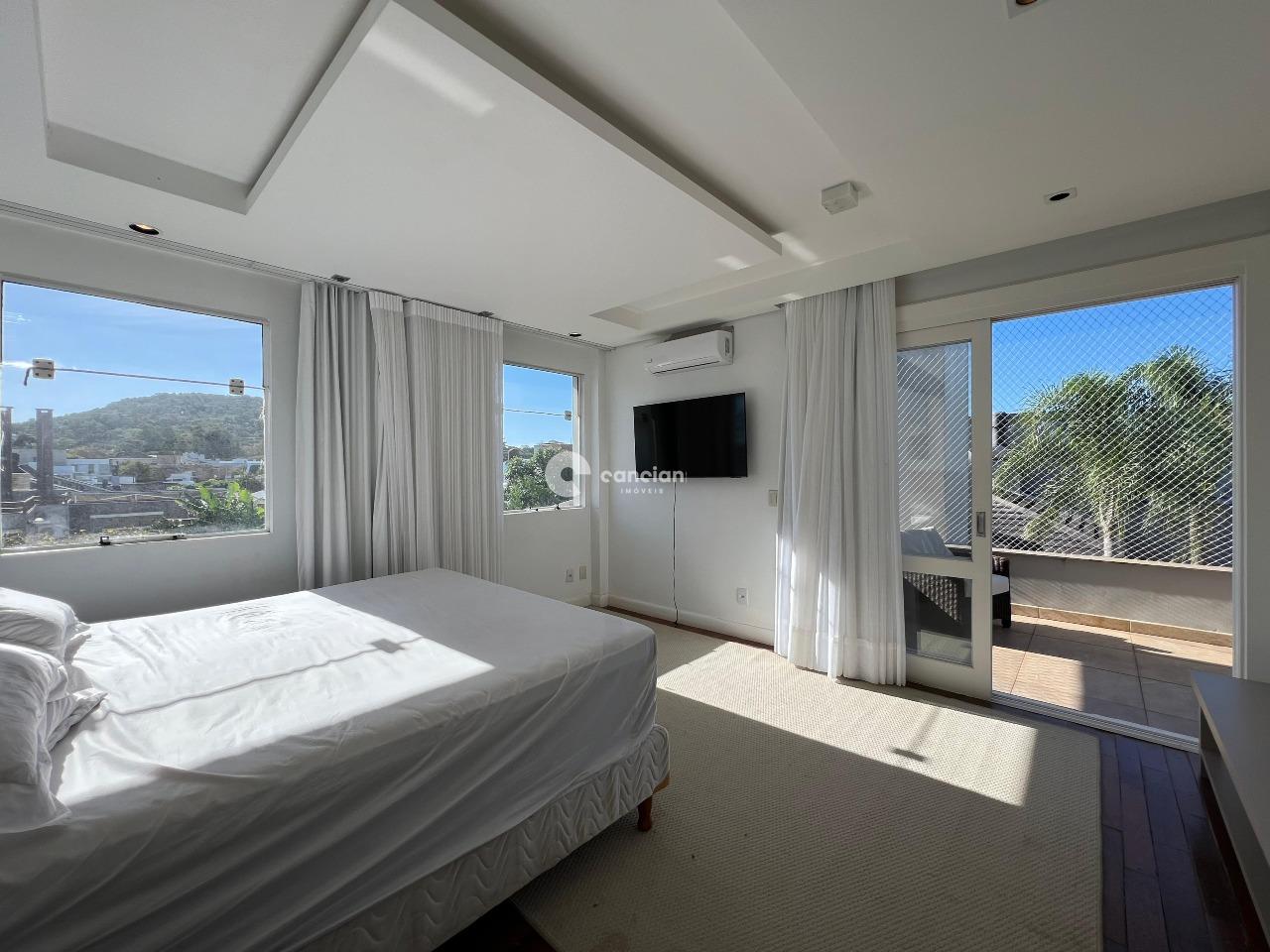 Casa de Condomínio à venda no Tomazetti: