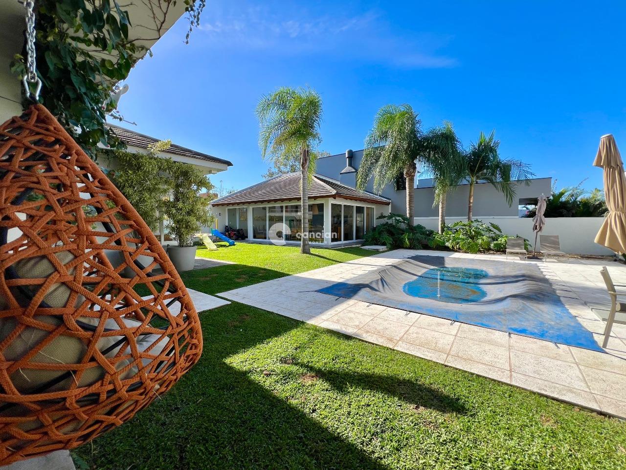 Casa de Condomínio à venda no Tomazetti: