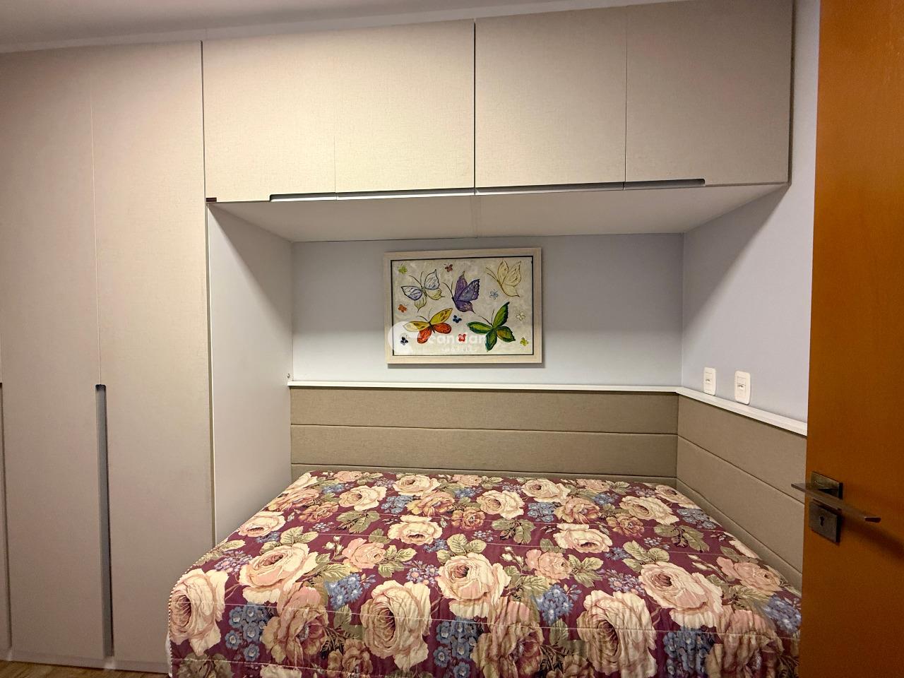 Casa de Condomínio à venda no Tomazetti: 